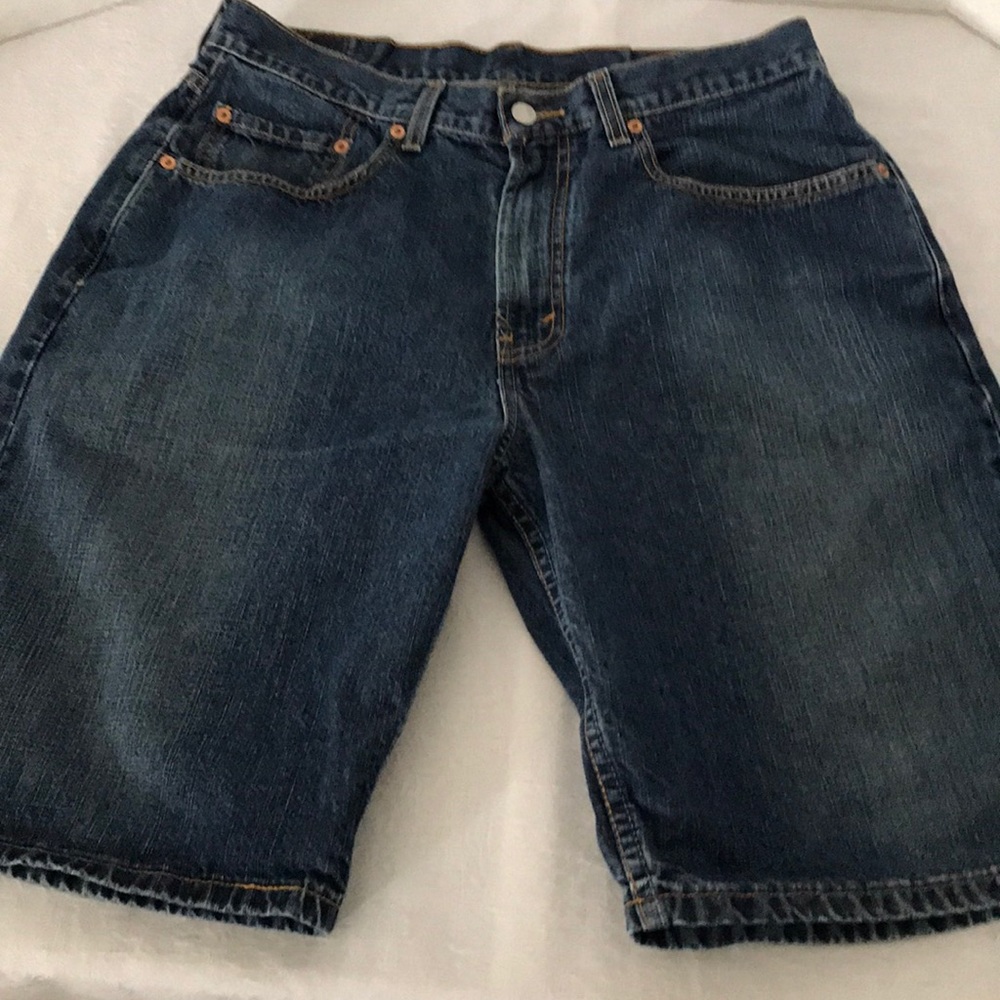 Ladies Levi’s shorts